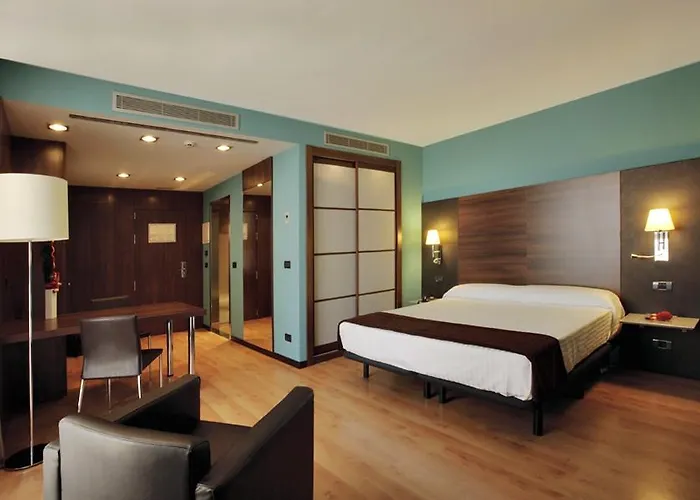 Hotell Eurostars Rey Fernando 4*